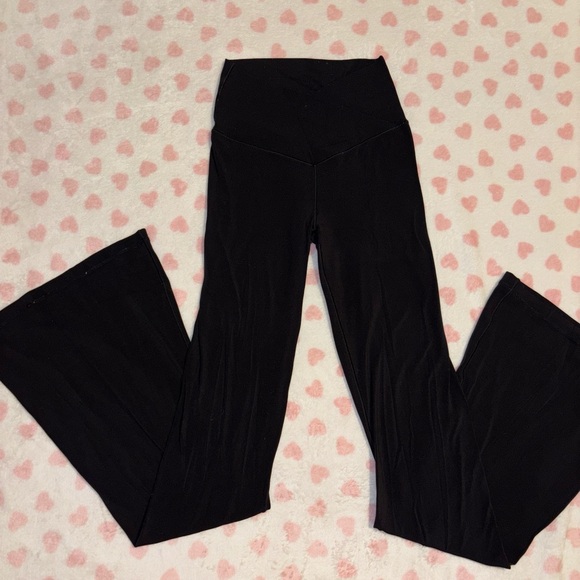 Aerie offline black crossover flare leggings size small - Picture 2 of 4